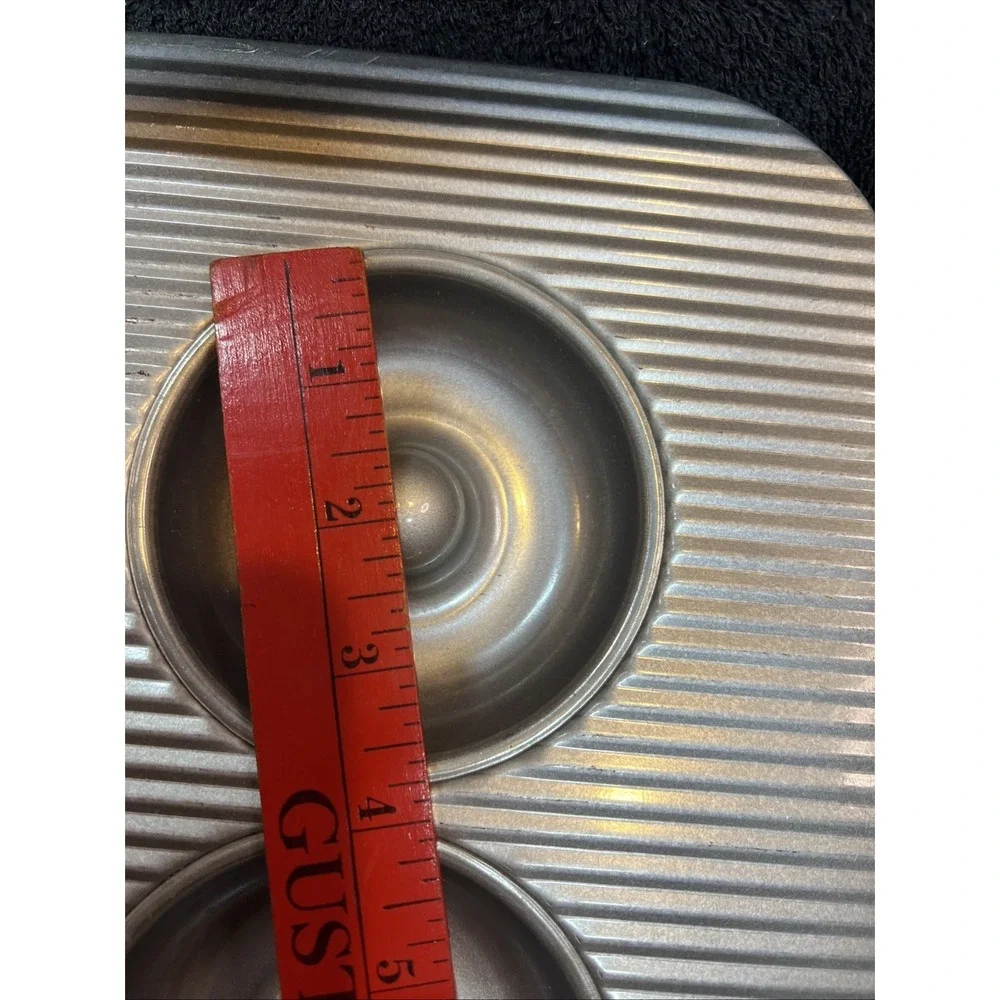 USA Pan 6 Well Nonstick Donut Pan Aluminized Steel Bakeware Silver 1250ST
